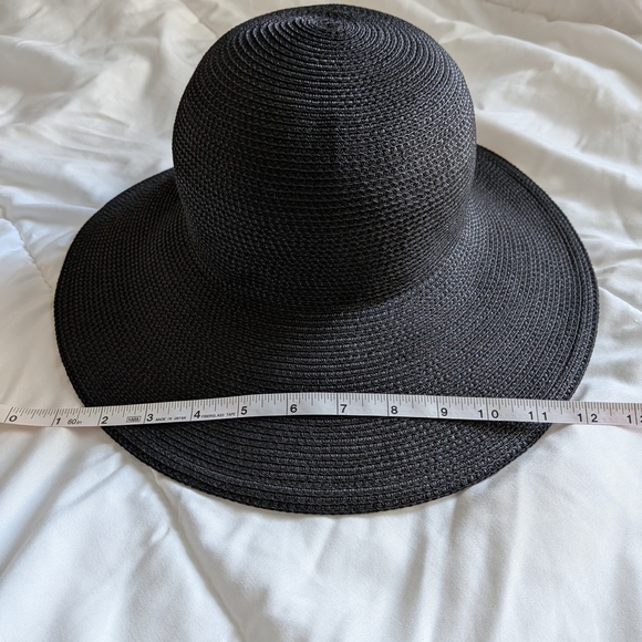Eric Javits Black Straw Hat🖤 - Picture 3 of 7